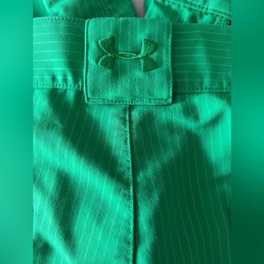 Underarmour short. - Picture 2 of 9